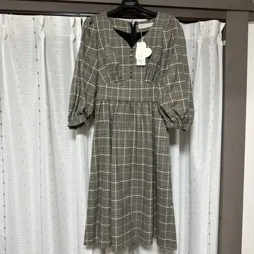 체크 무늬 긴팔 원피스 사이즈 36