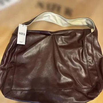 SATUR BOAT BIG SHOULDER BAG 브라운