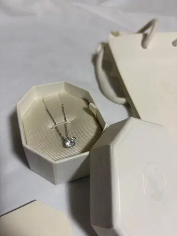 Swarovski Stilla 펜던트 목걸이
