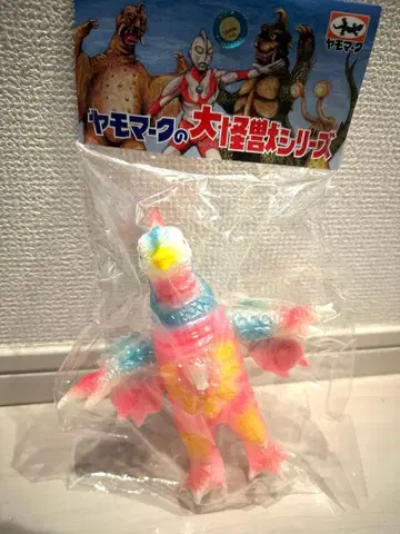 야모마크 블랙피죤 소프트 비닐 축광 울트라맨 A