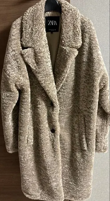 ZARA 보아 코트 미사용 새상품