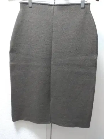 어반리서치 로쏘 타이트 스커트 무릎 기장