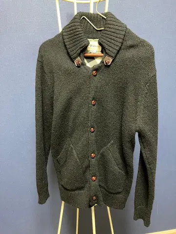 다크 그레이 니트 가디건