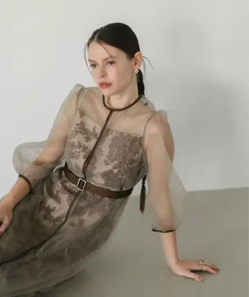 미사용 새상품 튤 파이핑 리프 벨트 A라인 드레스 원피스