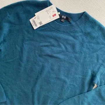 [ 새상품 ] 유니클로 UNIQLO 캐시미어 100% 니트 S 사이즈