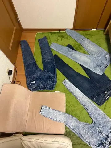 스키니 핏 데님 팬츠 4세트