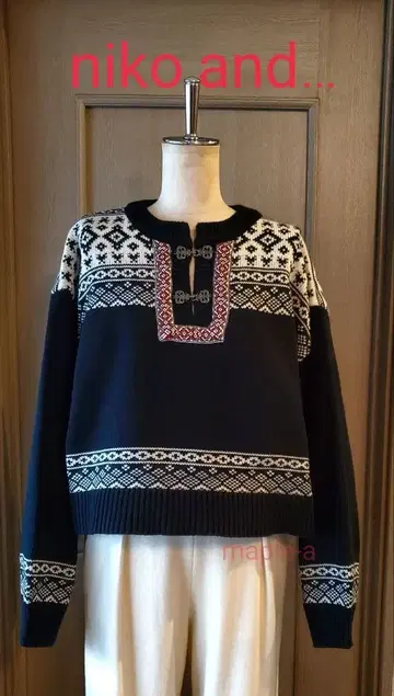 [미사용] niko and - 따뜻한 티롤리안 스키퍼 니트