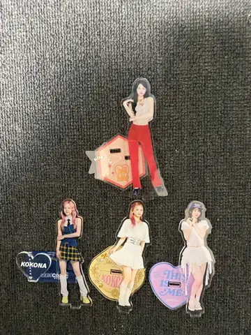 KOKONA 아크릴 스탠드 4세트