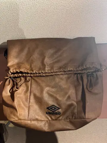 UMBRO 브라운 숄더백 인조 가죽