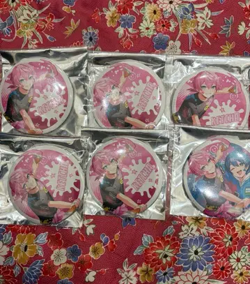 AMPTAKxCOLORS 레인보우 로드 중 77% BIG 캔뱃지