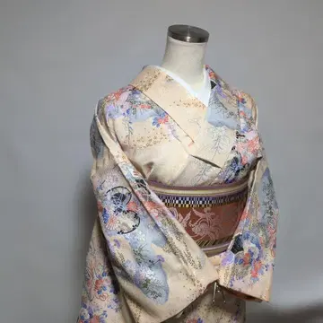 실크 코몬 기모노 꽃무늬 나비 무늬