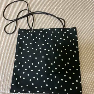 COUDR2 도트 무늬 숄더백