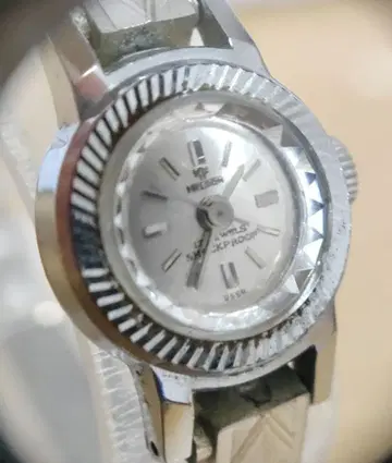 USSR 러시아제 NELSON 수동 와인딩 기계식 여성용 시계 정크제품