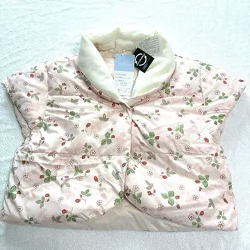 웨지우드 깃털 어깨 보호대 와일드 스트로베리 리버서블 미사용품