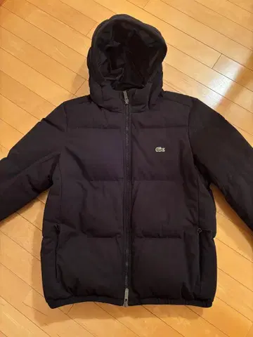 Lacoste 블랙 다운 자켓 후드 부착