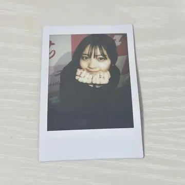 호시노 유나 폴라로이드