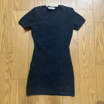 ZARA 다크 그레이 니트 원피스 반팔