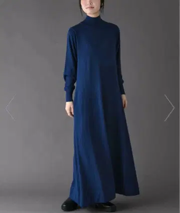 어반 리서치 doors 하이넥 롱 니트 원피스