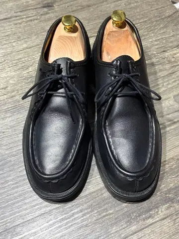 KLEMAN의 가죽 신발 파들러