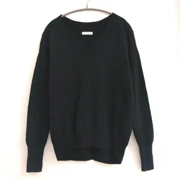 BEATRICE 울 캐시미어 V넥 니트 풀오버 라운드 헴