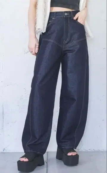 JEANASIS 글로시 커브 데님 네이비