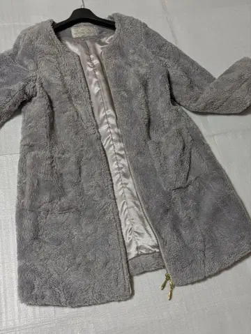 MAJESTIC LEGON 그레이 페이크 퍼 보아 자켓