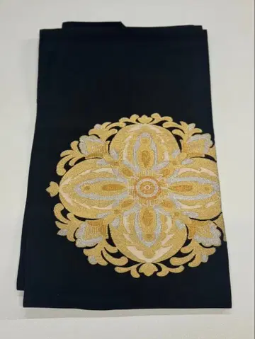 나고야 오비 골드 컬러와 은색 꽃무늬