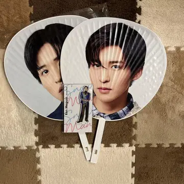 메구로 렌 부채 아크릴 스탠드