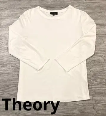 새상품급 Theory 여성용 긴팔 T셔츠 화이트 S사이즈