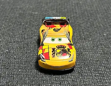 토미카 카즈 미겔 카미노