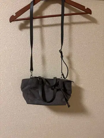 그레이 스웨이드 가죽 숄더백