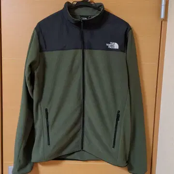 THE NORTH FACE 플리스 자켓 올리브 그린 뉴톱