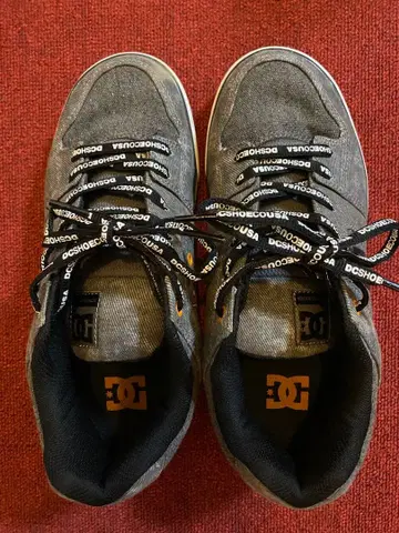 새상품급 DC 스니커즈 27cm
