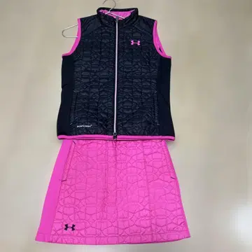 언더아머 스커트 셋업 블랙/핑크