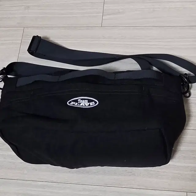 플레이브 응원봉 가방