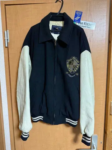 2000년 밀레니엄 디자인 바시티 자켓