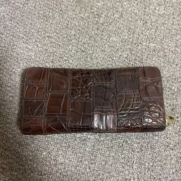 브라운 가죽 장지갑 패치워크 디자인