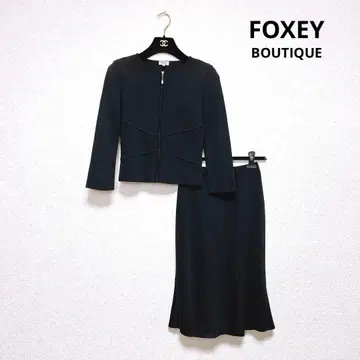 FOXEY Boutique 니트 셋업 후드티 스커트 블랙 38
