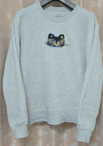 그라니프/100만 번 산 고양이 콜라보/맨투맨/L 사이즈