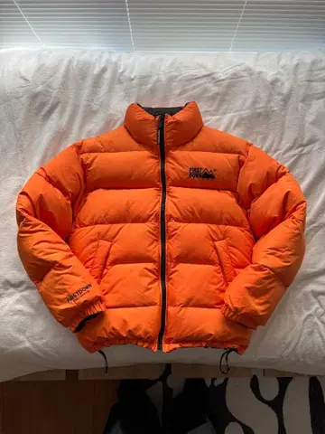 FIRST DOWN 다운 자켓 오렌지 블랙