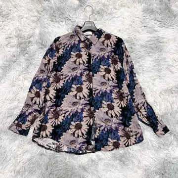 팔뷰 셔츠 블라우스 꽃무늬 올 패턴 퍼플 계열 출퇴근 코튼 레이온