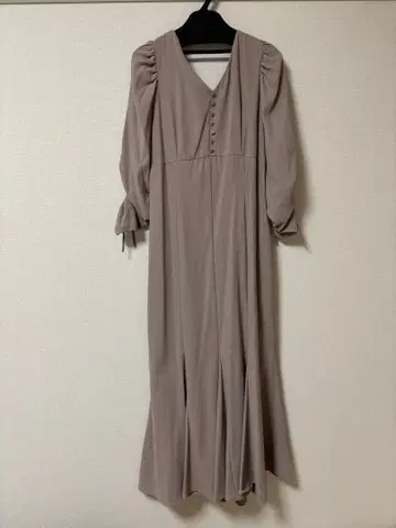 앙데팡당 롱 원피스 착용 사진 있음