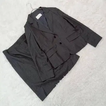 [내추럴 뷰티 ] (15) 실크 혼방 스커트 수트 상하의 스트라이프