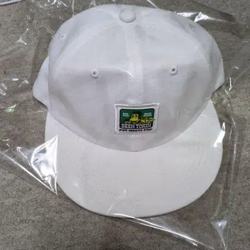 BEEN TOKIN 화이트 캡 POT MEETS POP 고릴라