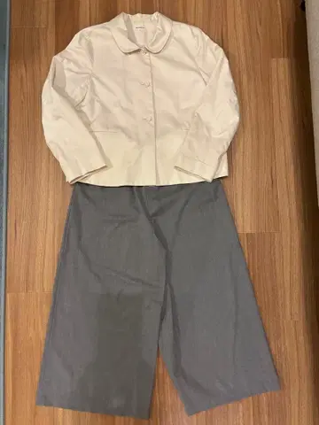 어 피스 오브 라이브러리 루미에르 클래스 자켓