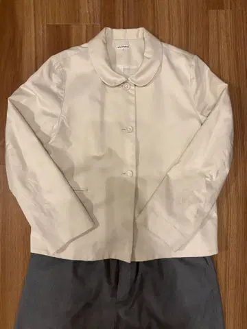 어 피스 오브 라이브러리 루미에르 클래스 자켓