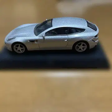 페라리 FF 실버 미니카