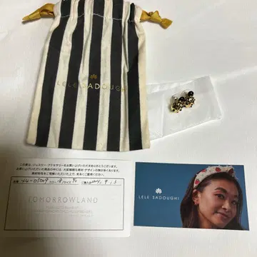 LELE SADOUGHI 레레사도기 무당벌레 귀걸이