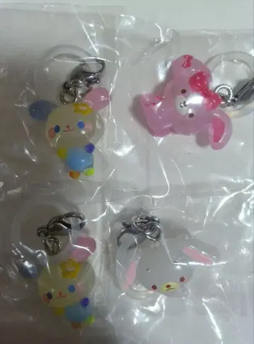 우사하나 산리오 가챠가챠 4개 세트