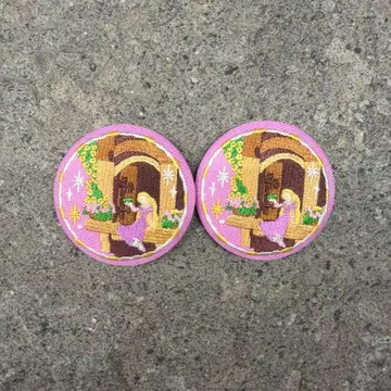 라푼젤 핀 배지 2개 세트 자수 캔뱃지